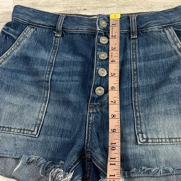 We Thee Free Shorts Size 27 - Picture 8 of 10